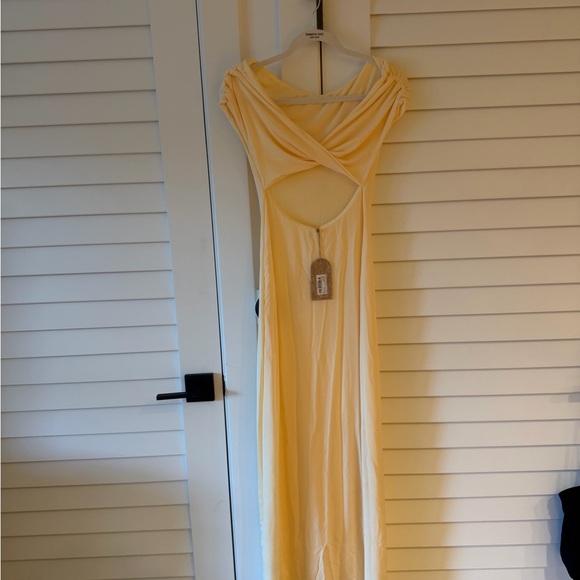 Meshki Dresses & Skirts - NEW: Meshki Imogen Slinky Maxi Dress Lemon